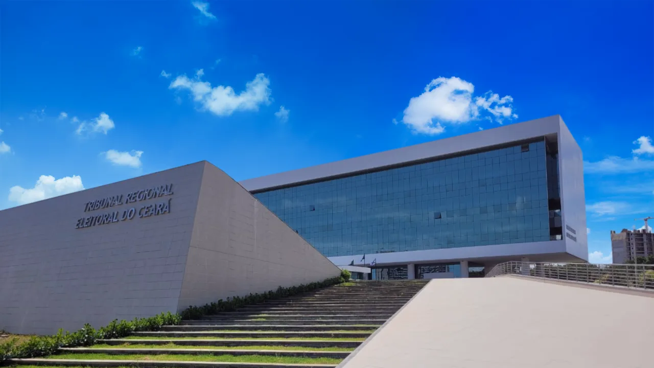 Fachada da sede do Tribunal Regional Eleitoral do Ceará
