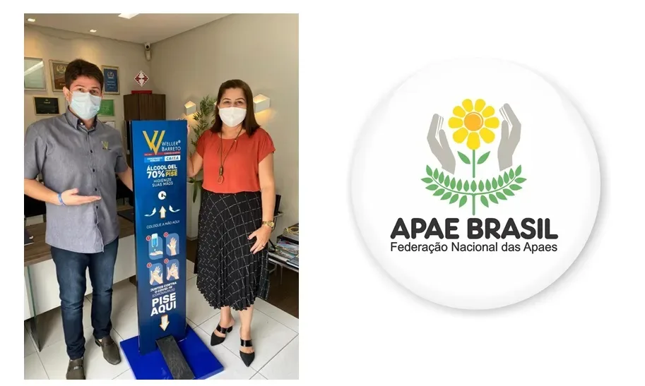 Weller Barreto entrega totem de álcool em gel à APAE Sobral