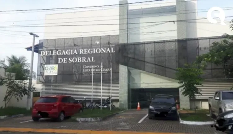 Jovem de 18 anos desaparece em Sobral após sair de casa dizendo que ia visitar o pai