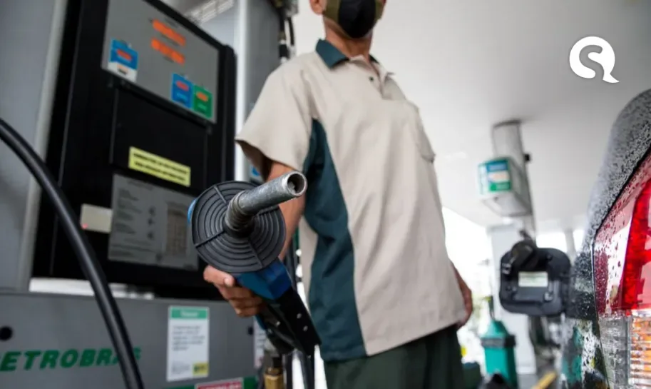 Qual é a solução para reduzir o preço da gasolina? Confira análise de especialistas
