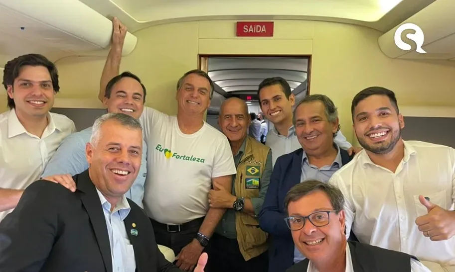 Bolsonaro lança pai de André Fernandes como candidato ao Senado pelo Ceará