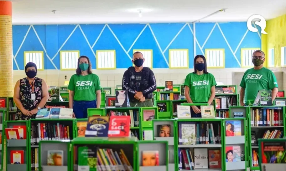 Editora do IFCE seleciona livros para publicação