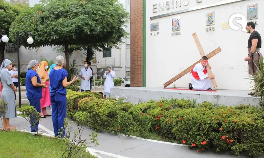 Santa Casa de Misericórdia de Sobral promove paixão de cristo com via sacra