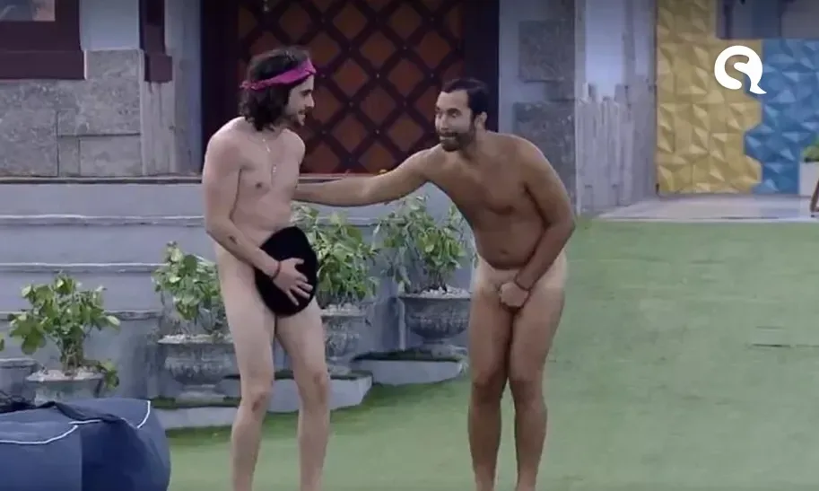 Fiuk e Gil ficam pelados, se beijam e pulam na piscina após se livrarem de paredão no ‘BBB21’