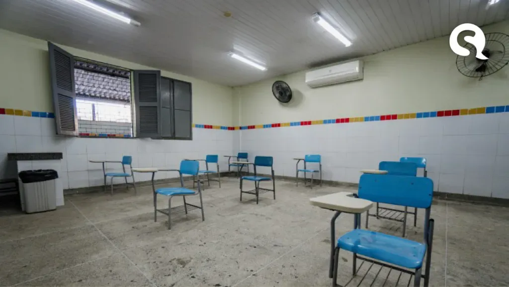 Volta às aulas no ensino médio será pauta na reunião do Comitê amanhã, diz Camilo