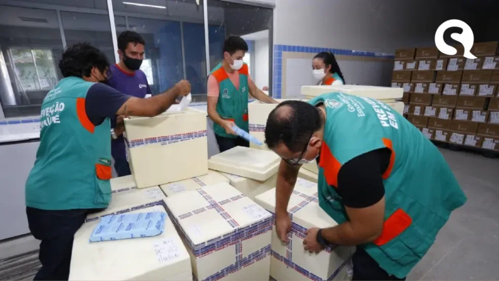 Cidades do Ceará começam a receber vacina da Janssen e planejam utilização a partir de hoje (25)