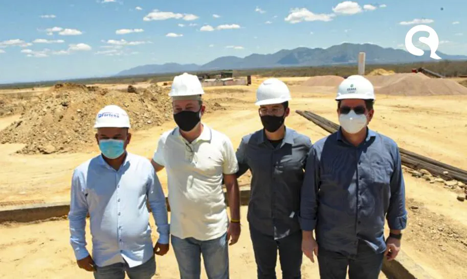 Ivo e Lúcio Gomes visitaram obras do novo aeroporto de Sobral
