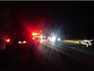 Colisão entre um veículo de passeio e uma motocicleta deixa família ferida em Cruz no litoral oeste do Ceará
