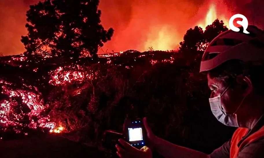 Explosões do vulcão Cumbre Vieja aumentam e governo ordena evacuação de mais três cidades