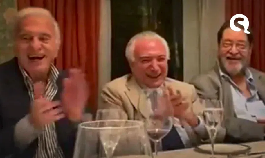 Michel Temer ri de imitação de Bolsonaro em jantar com políticos e empresários