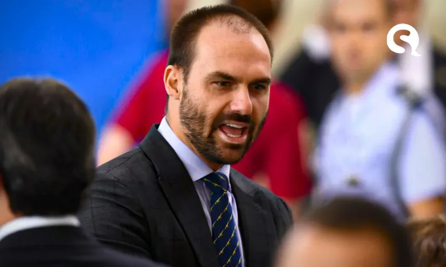 Filho do presidente ajudou blogueiro investigado pelo STF a sair do país, indicam mensagens
