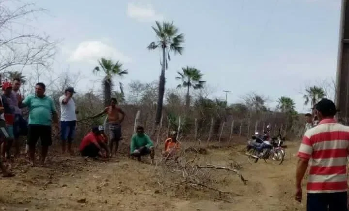 Corpo de Homem é desovado em estrada na zona rural de Santana do Acaraú