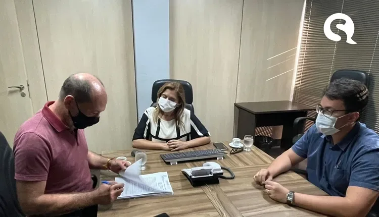 Prefeito Ivo Gomes assina convênio com o Estado para construção de seis novos Centros de Educação Infantil em Sobral