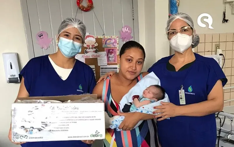 Bebê nasce com doença rara na Santa Casa de Sobral e profissionais conseguem doação de ONG para garantir assistência segura