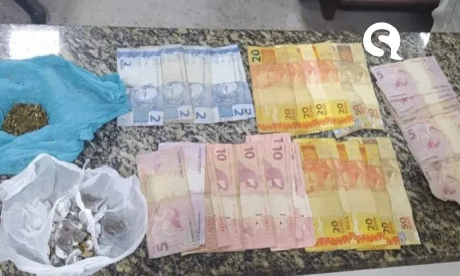 Mãe e filha são apreendidas com drogas e quantia em dinheiro em Tianguá