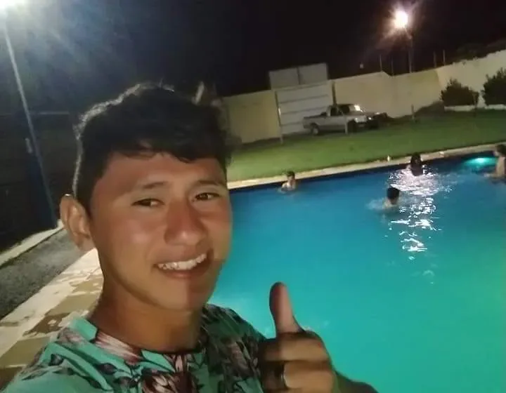 Jovem é morto por espancamento dentro de empresa de pescados em Acaraú