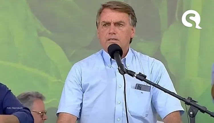 Em MG, Bolsonaro diz querer voltar à cidade onde levou facada