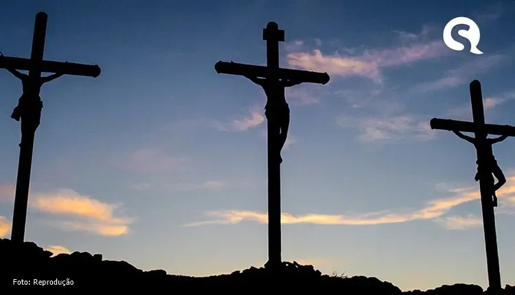 Corpo é abandonado em posição de crucificação na Sexta-feira da Paixão na Grande Fortaleza
