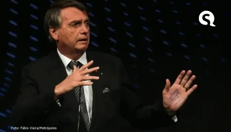 Em MG, Bolsonaro ataca a esquerda e convida venezuelano para discursar