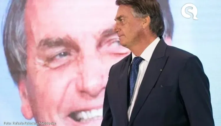 Bolsonaro diz que evitará concursos para “proteger” atuais servidores