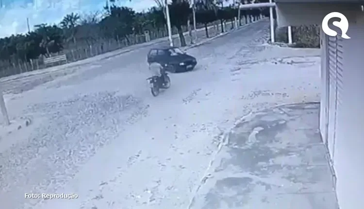 Motociclista morre após bater em carro no interior do Ceará