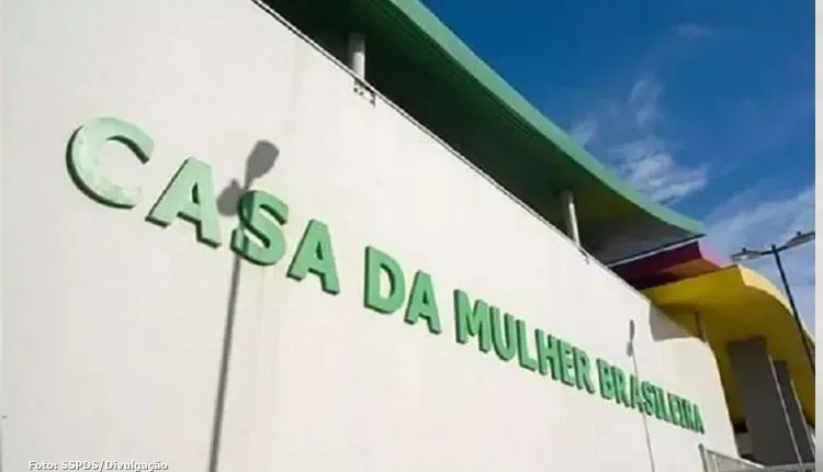 Juiz suspeito de agredir namorada tenta prender delegada que registrou denúncia