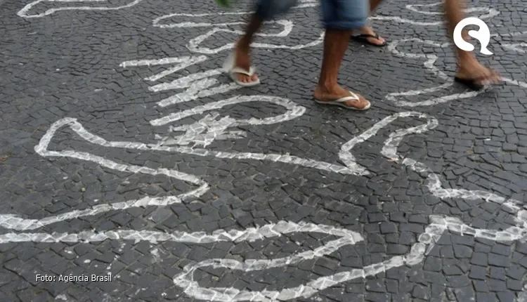 Em Fortaleza, menina de 3 anos é baleada enquanto brincava em calçada