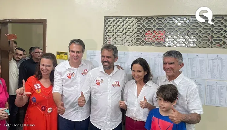 Governadora Izolda Cela chega à Sobral acompanhada de Camilo, Elmano e Veveu Arruda