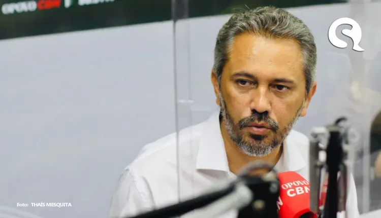 Elmano afirma que não fará concursos nos próximos meses; objetivo é chamar aprovados