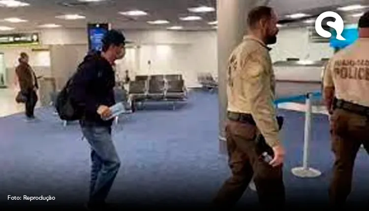Anderson Torres comprou passagem de volta ao Brasil sem usar sobrenome