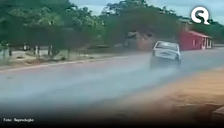 Carro desgovernado mata idosa atropelada e invade pizzaria