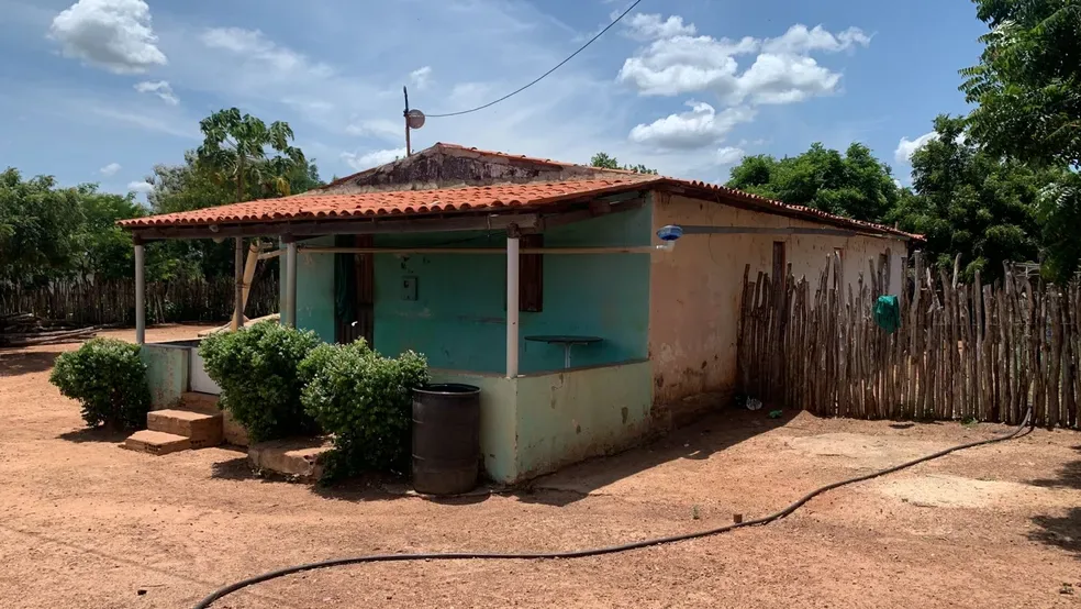 ‘Perdi minha família’, diz filha de mulher morta em chacina com quatro mortes em Ibicuitinga, interior do Ceará