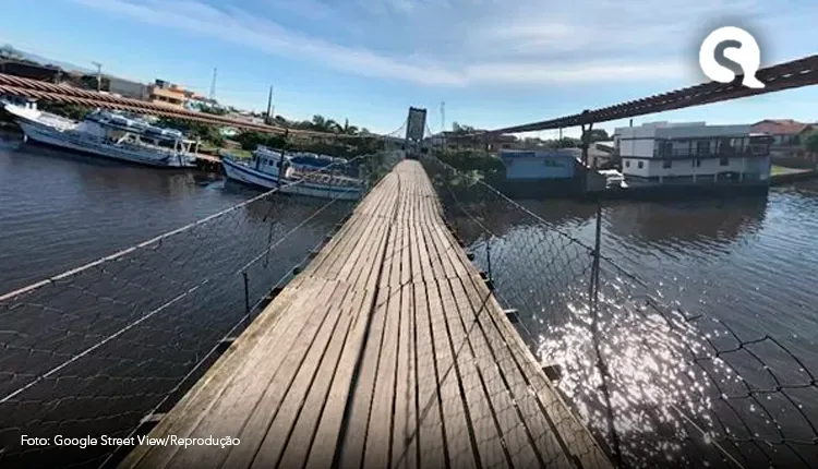 Ponte desaba em rio entre RS e SC: mulher e bebê estão desaparecidos