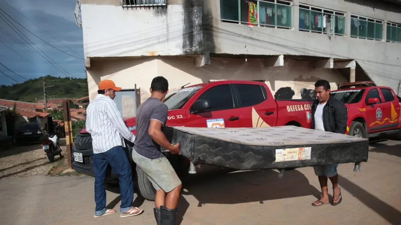 Verba planejada para conter desastres como os originados com a chuva tem queda no CE; veja valores