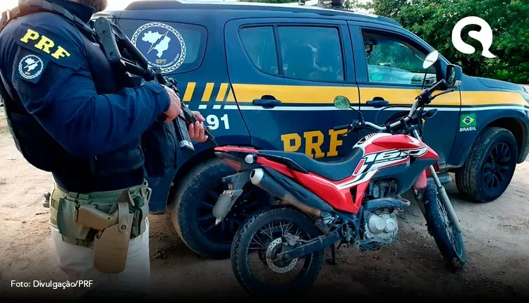 Moto furtada há mais de 2 anos em Fortaleza é recuperada pela PRF em Itapipoca (CE)