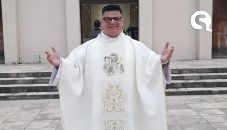 Padre cearense faz sucesso nas redes sociais com bom humor, jargões e mensagem de fé