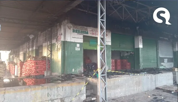 Incêndio atinge galpão da Ceasa; bombeiros passam mais de três horas para apagar fogo