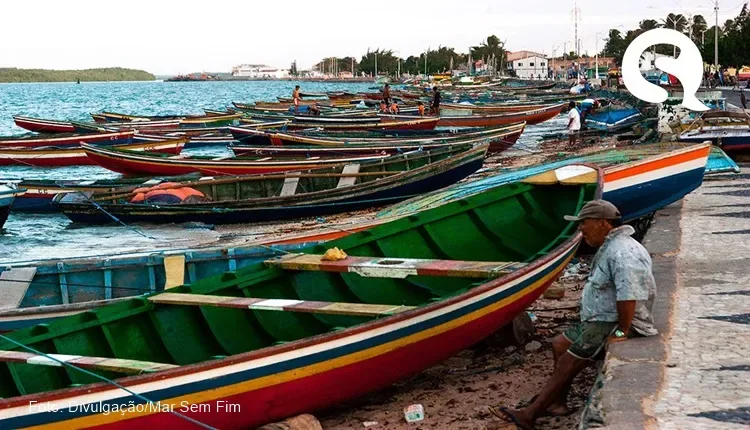 Pescador sai para pescaria e ao retornar morre dentro de canoa em Camocim