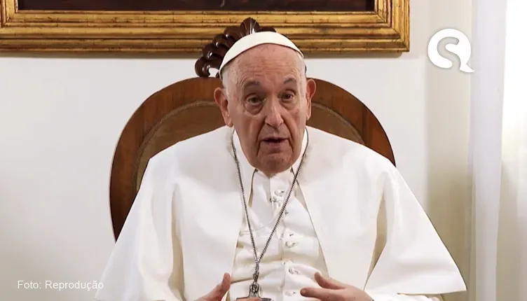 Papa Francisco considera conceder benção a casais de pessoas do mesmo sexo