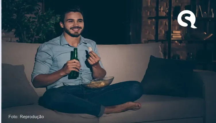 Pessoas que passam o início da vida adulta solteiras tendem a viver melhor, segundo pesquisas