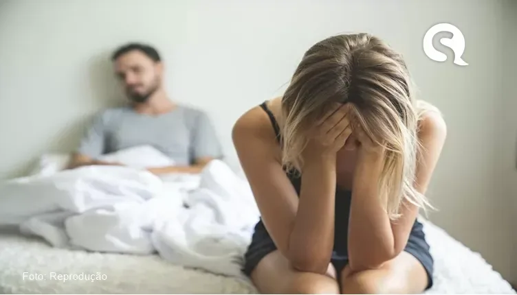 Mulher descobre que marido fez aposta para tirar sua virgindade depois de anos juntos