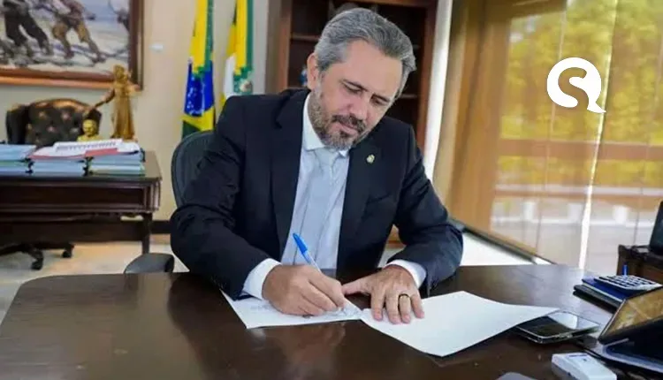 Elmano sanciona lei que amplia vagas e valor de gratificações para policiais e bombeiros do Ceará