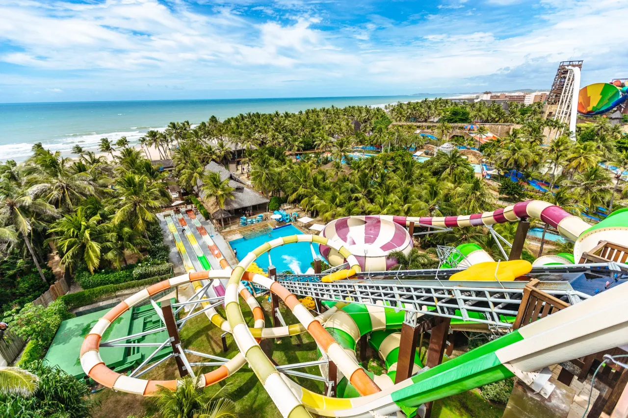 Beach Park abre 300 vagas de trabalho temporário para a alta estação; veja como se inscrever