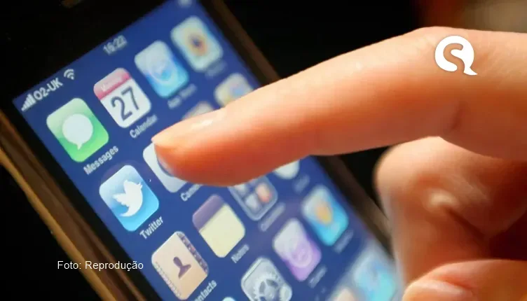 Uso frequente de celular prejudica produção de espermatozoides, diz estudo