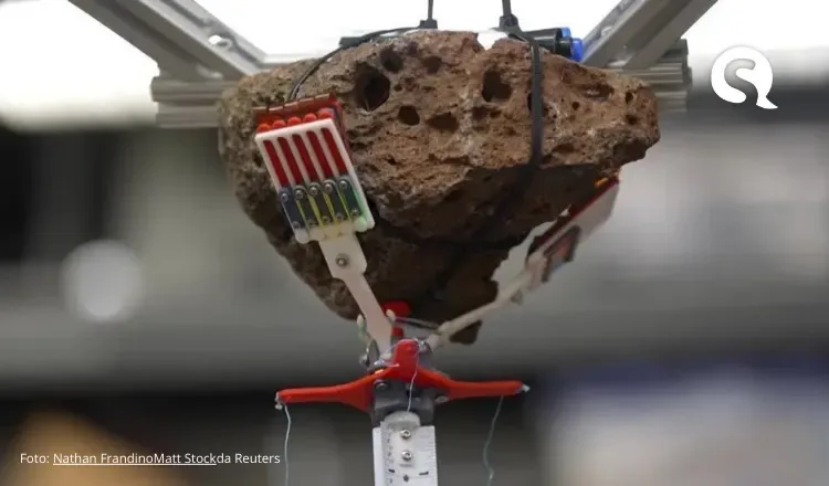 Pesquisadores desenvolvem robô “inseto” para explorar cavernas lunares
