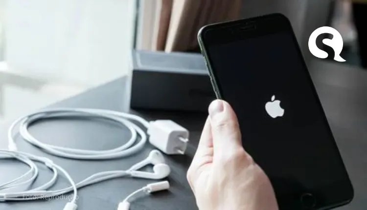 Consumidor cearense é indenizado pela Apple por comprar carregador de iPhone