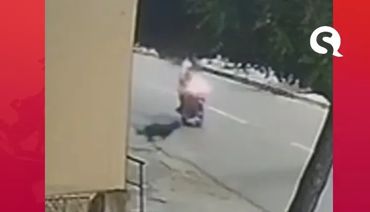 Moto bate em cachorro e ocupantes caem e ficam feridos em Ipu