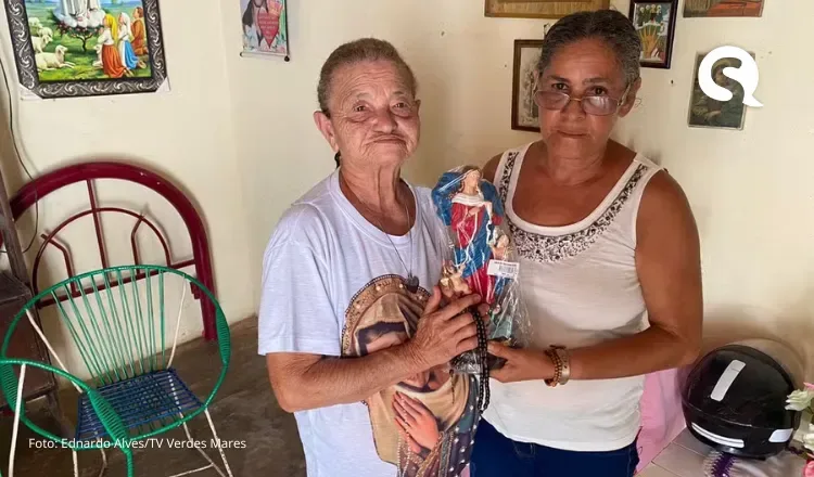 Idosa perde R$ 2 mil em ônibus, mulher acha, devolve à dona e as duas viram amigas, no Ceará