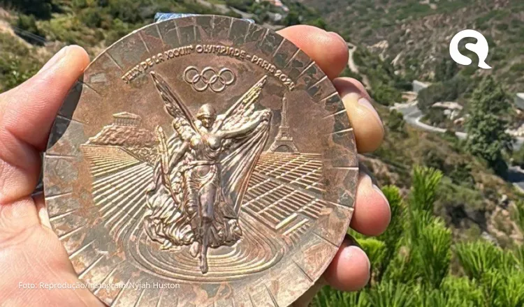 Skatista americano reclama que sua medalha ‘desbotou’ dias após conquistar o bronze em Paris