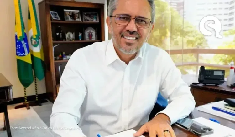Elmano antecipa ponto facultativo do Dia do Servidor Público no Ceará para 21 de outubro